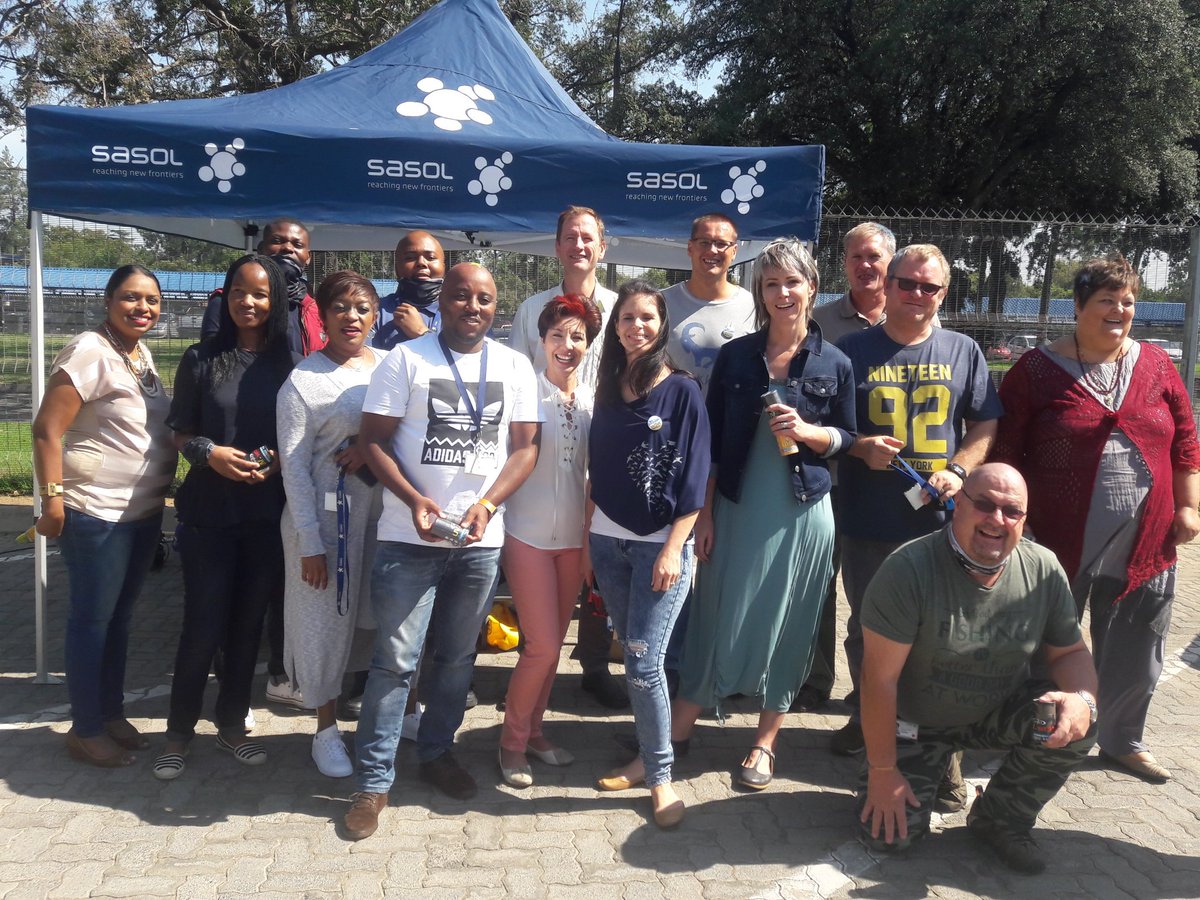 Sbu14's tweet image. SO Supply Chain team supporting the  #CANSAShavathon drive.  @karenrichards @NSheobalak @SasolSA