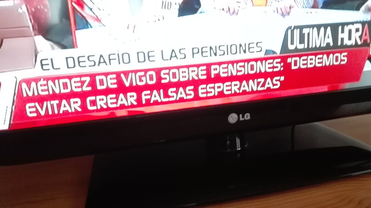 JOSEMGA3's tweet photo. #MarchaAtrasM4 los que teneis falsas esperanzas sois los del gobierno creéis que saldreis de gobierno otra vez dentro de un año jajajajaja https://t.co/DnauQUhNaN