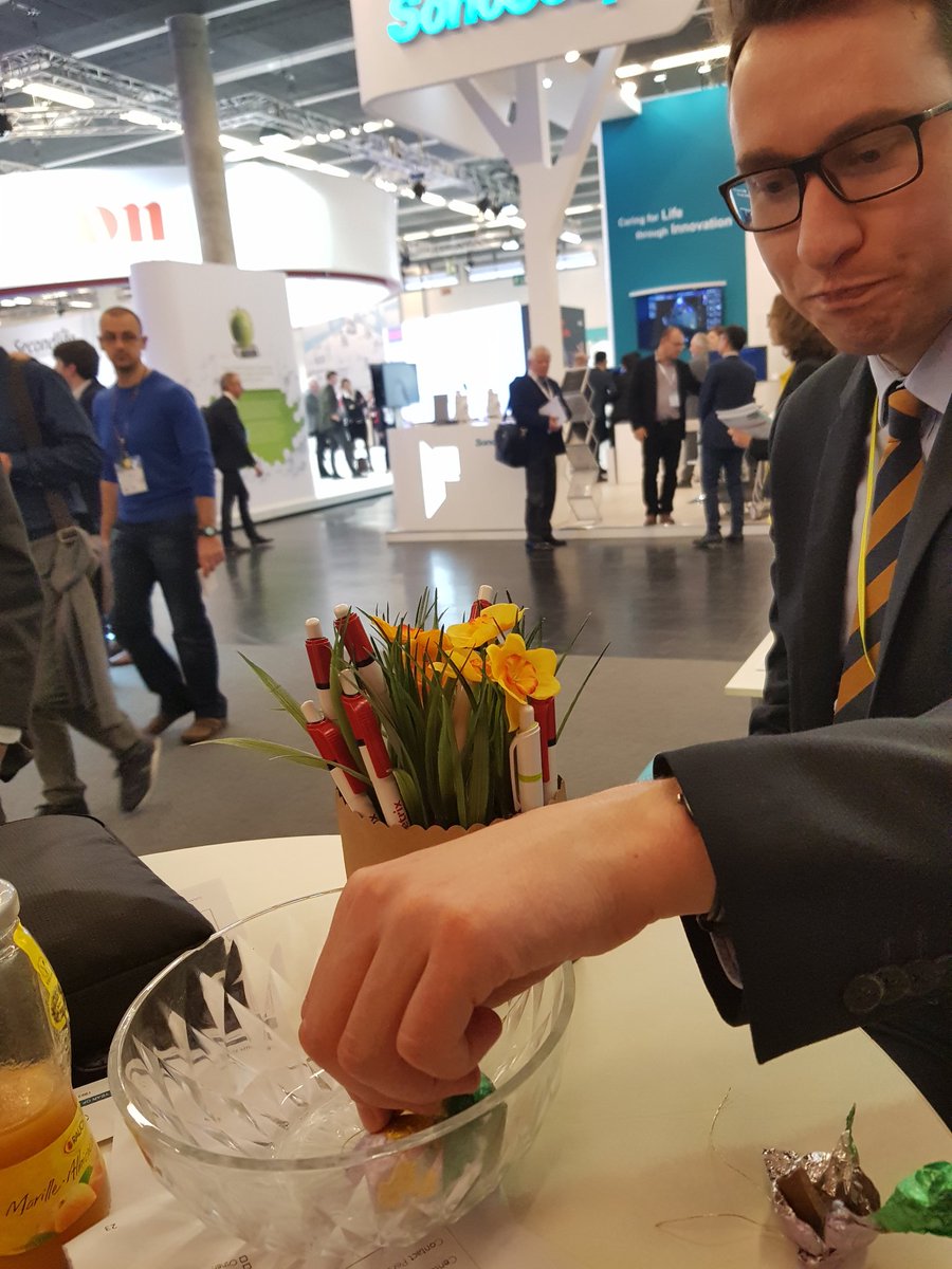 tvanphan's tweet image. Someone is stealing easter eggs at our booth #ECR2018 #icometrix
