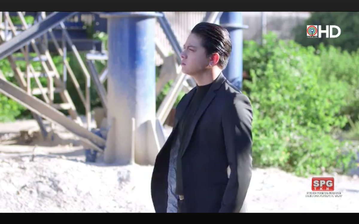 ofc_iwant's tweet photo. Ano ang Mas Makapangyarihan, Puso o Propesiya ? Mga Kapamilya, HULING GABI na ng LA LUNA SANGRE 😢😭😿 Sama-sama tayong tumutok sa #LaLunaTheFinalBattle LIVE sa @iwantvph 👉https://t.co/3QffN4UFCJ @StarCreativesTV @imdanielpadilla @bernardokath @teamgutierrez @tonythesharky https://t.co/kASLHWIHzP