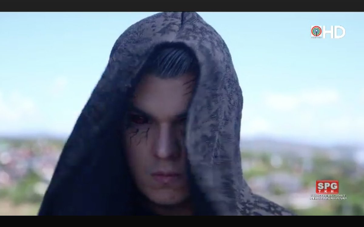 ofc_iwant's tweet photo. Ano ang Mas Makapangyarihan, Puso o Propesiya ? Mga Kapamilya, HULING GABI na ng LA LUNA SANGRE 😢😭😿 Sama-sama tayong tumutok sa #LaLunaTheFinalBattle LIVE sa @iwantvph 👉https://t.co/3QffN4UFCJ @StarCreativesTV @imdanielpadilla @bernardokath @teamgutierrez @tonythesharky https://t.co/kASLHWIHzP