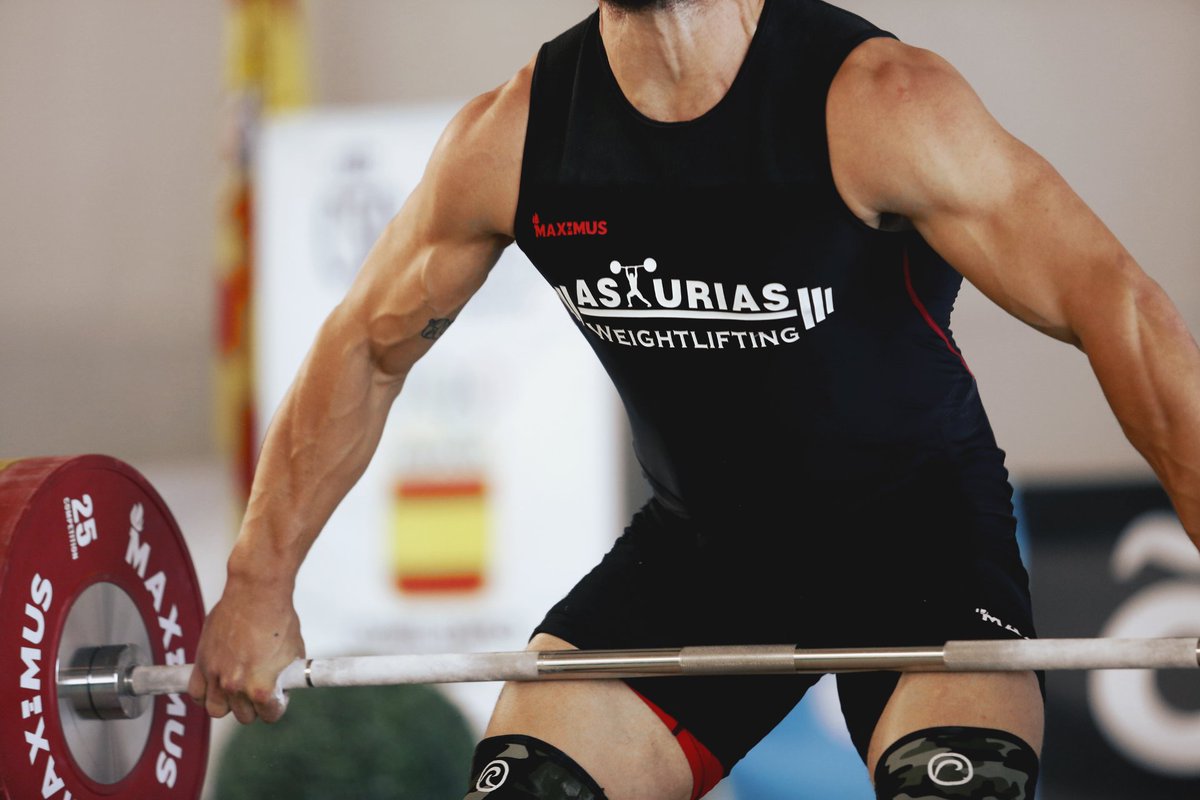 MaximusCR's tweet photo. Dicen que la fuerza es sólo un estado de ánimo...

#MaximusBeStronger #BeStronger #MaximusCrosslifting #CrossFit #Weightlifting https://t.co/PGc52VFsQj