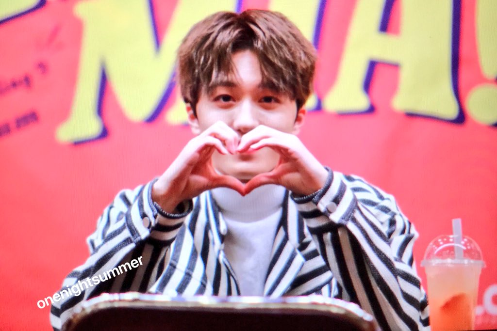 OneNightSummer's tweet photo. [프리뷰] 180302 합정팬싸 💕

사랑해애애애애애애애애 ㅎㅎㅎㅎ

@SF9official 
#찬희 #에스에프나인 #맘마미아 #CHANI #SF9 #SF9_MAMMAMIA #チャニ https://t.co/mh5q7I4xtM