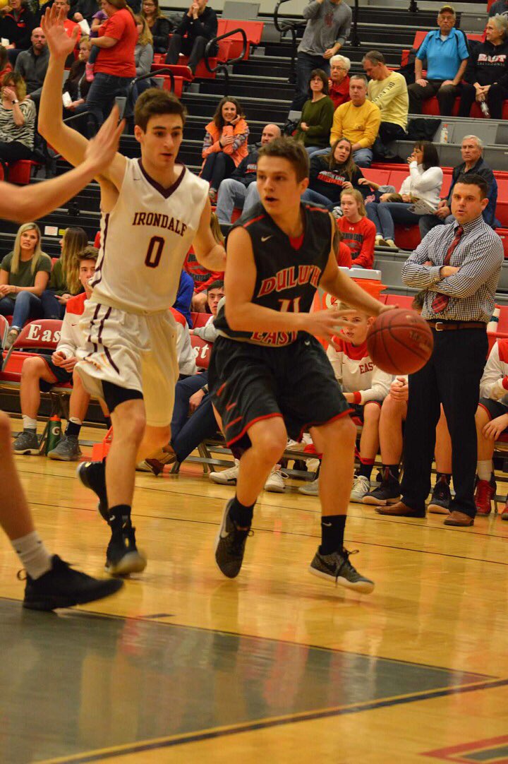 DuluthEastHoops's tweet photo. SILENT NIGHT GAMEDAY!!!! We need to the @SeaOfRedandGrey to BRING IT tonight!!! Shhhh!!!!!

Section foe Cambridge travels up to take on the Hounds tonight! 

C-Game: 5:30pm
JV-Game: 5:30pm
Varsity: 7:00pm 

#GritNGrind #CTL https://t.co/lsGoTX265J
