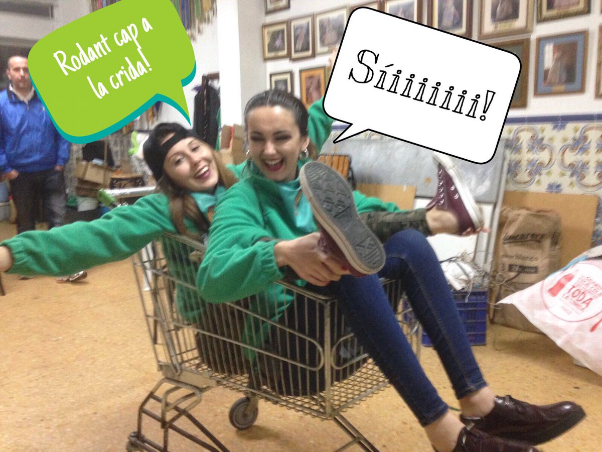 I redolant també alguns arribaran a la Plaça del Carbó..
D I S S A B T E quines ganes tenim de tu! 
#pujaalcarroquearranquem #falles2018 #noetvullenamorarperòsócdejoseppau