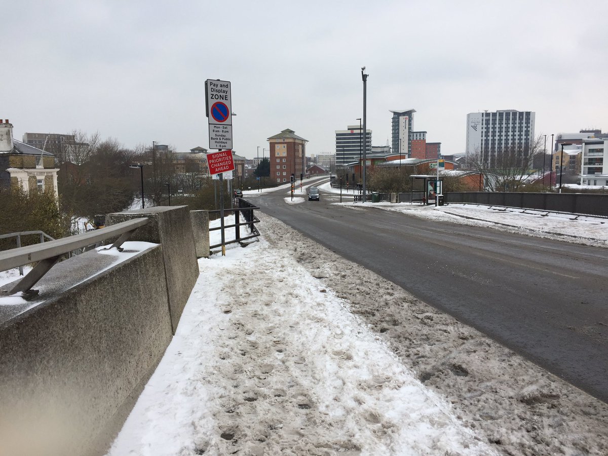 Mousy1985's tweet image. Current state of the itchen bridge #Southampton #itchenbridge