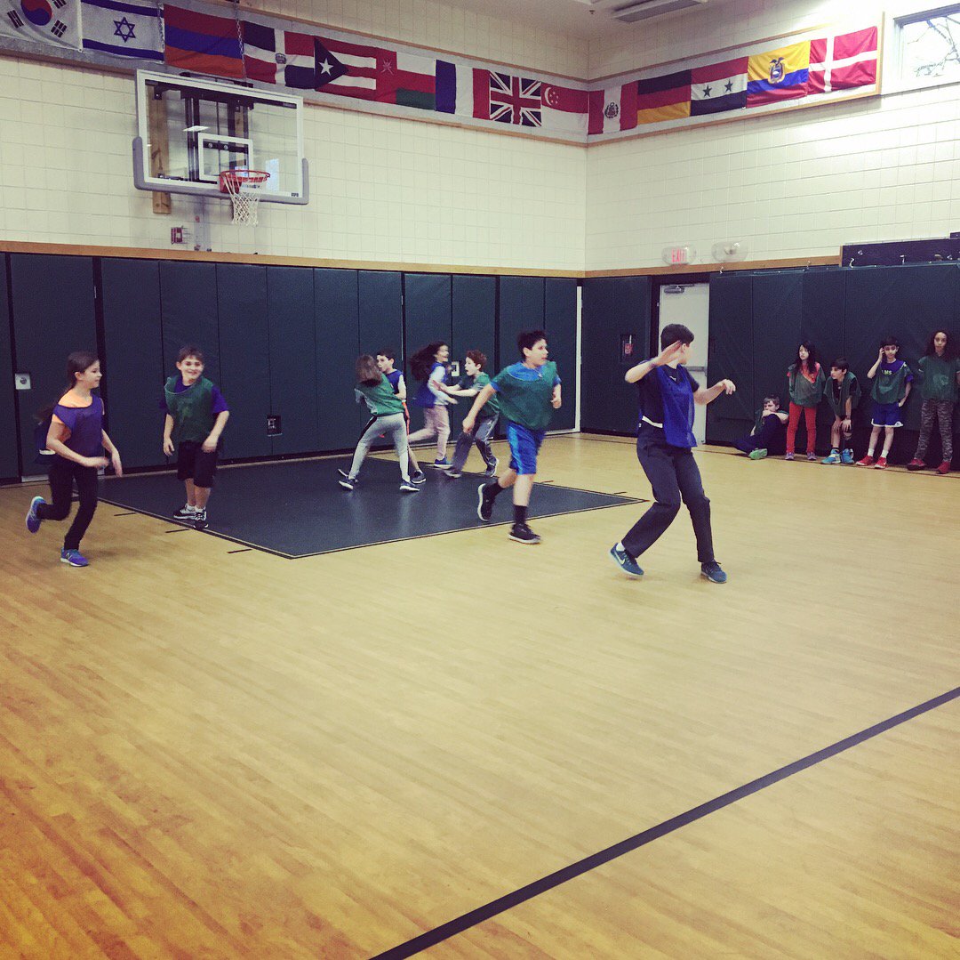 LexMontessori's tweet photo. LMS getting ready for their last #basketball game of the season #GoLMS #IamLMS https://t.co/v1LdEO2pRM