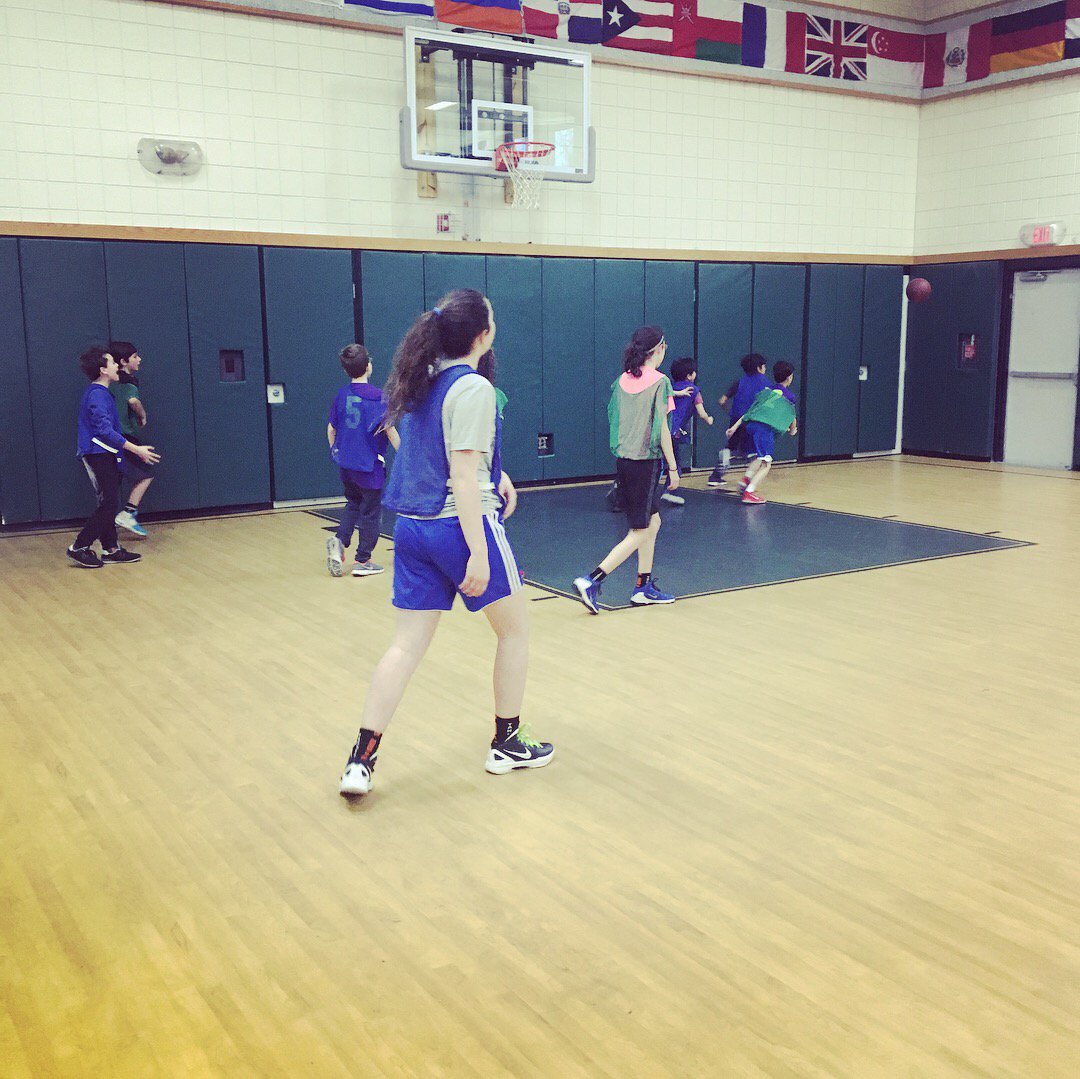 LexMontessori's tweet photo. LMS getting ready for their last #basketball game of the season #GoLMS #IamLMS https://t.co/v1LdEO2pRM