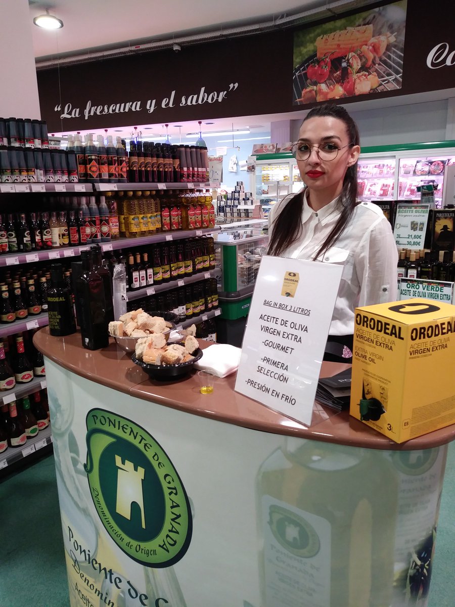 1916Gourmet's tweet photo. Promoting our #cooperative #oliveoil in supermarkets in #Madrid with our #PDO to ensure #trazability and #quality @DOP_PONIENTE #evoo #healthy #vegan #indie #supermarkets #knowyourproducer #fromtreetobottle https://t.co/qOYyhuGebl