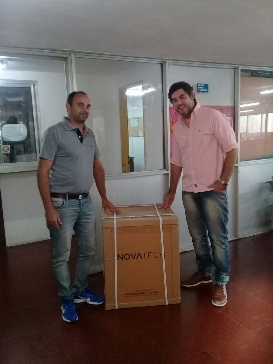 EdTecnicaBA's tweet photo. #TÉCNICA🙌🏼 seguimos entregando Impresoras 3D para equipar las escuelas. La R12 esta lista para comenzar a usarlas @eestn1sanpedro #EESTN1 #Ramallo y en #SanNicolas la #EESTN3 Y 5 @DPETPba @copretBAok @gfalvarez @EEST https://t.co/Vz8layx1cm