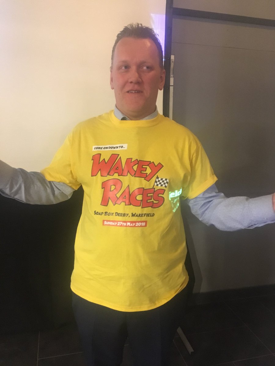 CHCommsLtd's tweet photo. What a great update from @WakefieldBID at @wakeybondholder #wakey1stfriday. They're delivering their #4pointplan of events after their hugely successful #MAD Day. @ridingscentre #TheGardenKitchen #wakeyraces https://t.co/LZeKVR7ym8