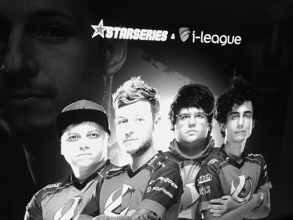 BlazeDisDesigns's tweet photo. Cooked something up for @Luminosity #LGPUBG #StarSeries. https://t.co/47jwCLde7M