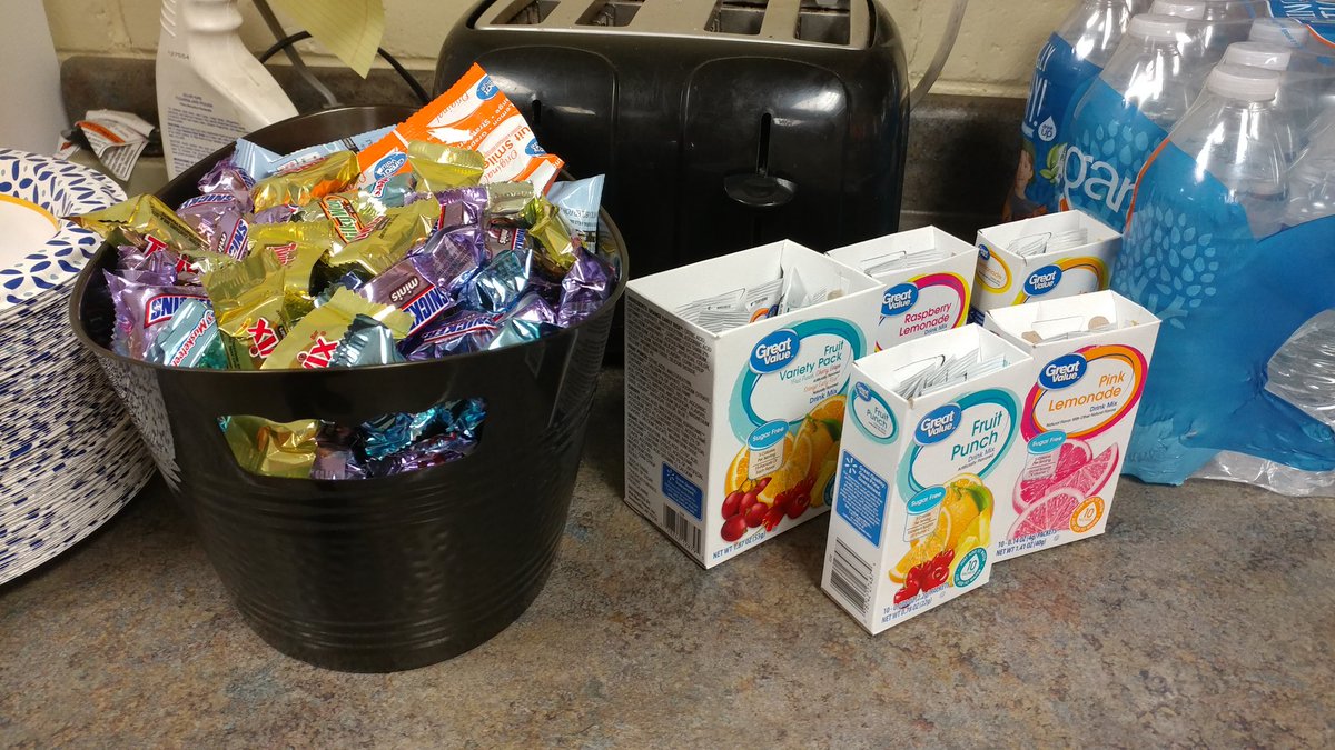 Associate appreciation day at 2736!!!! <a href="/HDLapeer/">Home Depot 2736</a> #mwmar2018 <a href="/dkennedy681/">Daniel Kennedy</a> <a href="/amytlawrence1/">Amy Lawrence</a> <a href="/hmf9178/">Heather Frazier</a>