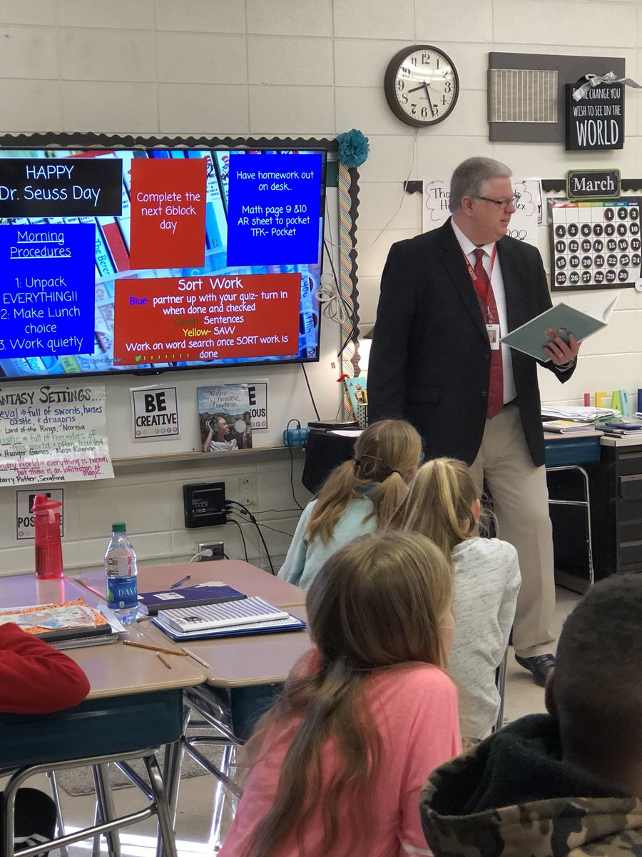 tmgaither1's tweet photo. Thanks Mr. Ford from South Point High School for reading to us this morning for #ReadAcrossAmericaWeek  we loved the book “Little Red” @BelmontCentral @SouthPointHS @GastonSchools https://t.co/dsgNv4wdey