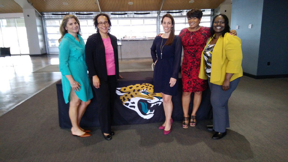 SHRMJax's tweet photo. Thank you to all the HR Professionals, Business Partners, Local Nonprofit Organizations, New Members, and Future Members who attended the March Chapter Meeting! If you missed yesterday’s meeting, visit https://t.co/u8cJCMSlIA to register for May’s meeting! #HRNextLevel #SHRMJax https://t.co/tvgtkjI99r