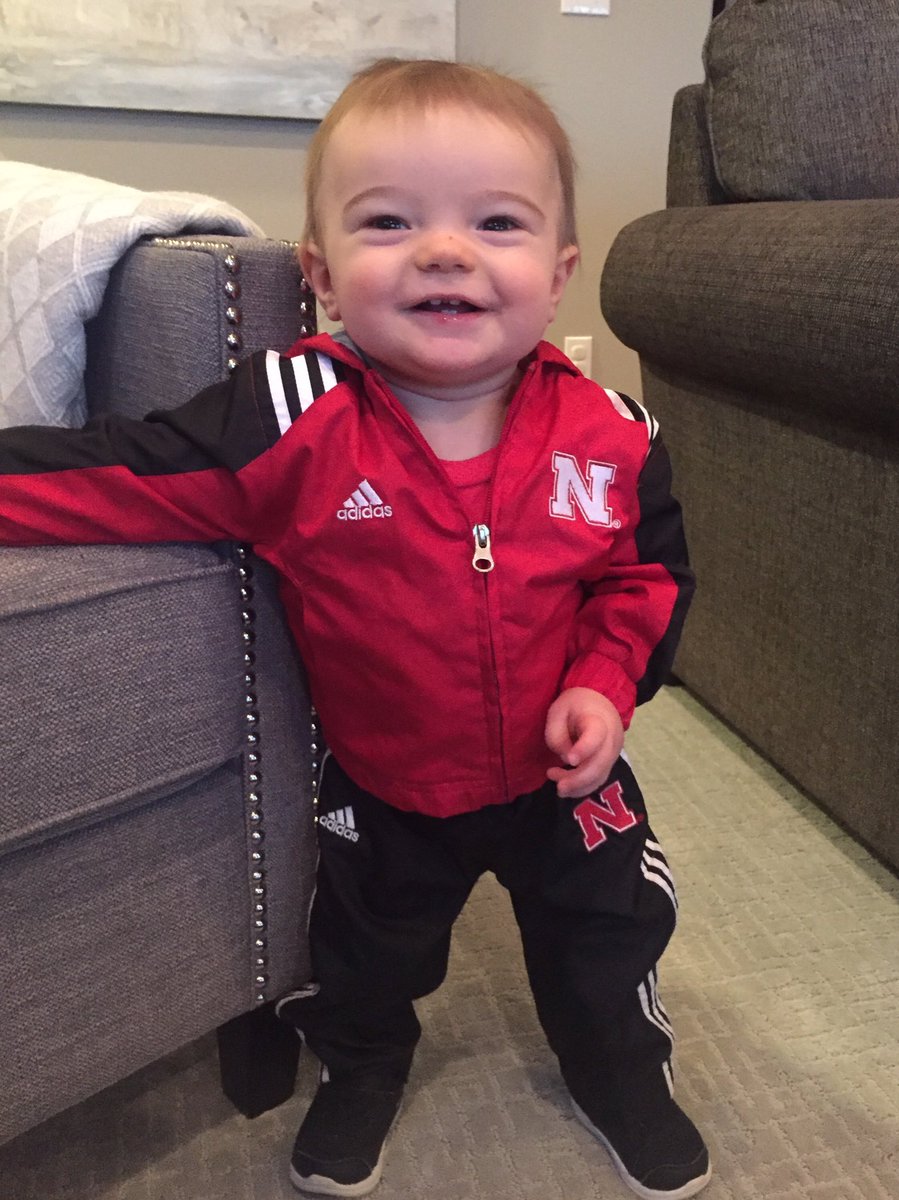 CurtisRoemmich's tweet photo. This little boy is ready for the Huskers to start the Big Ten Tournament today #Nebrasketball #huskers #caysonallyn https://t.co/2eDmAvgCIW