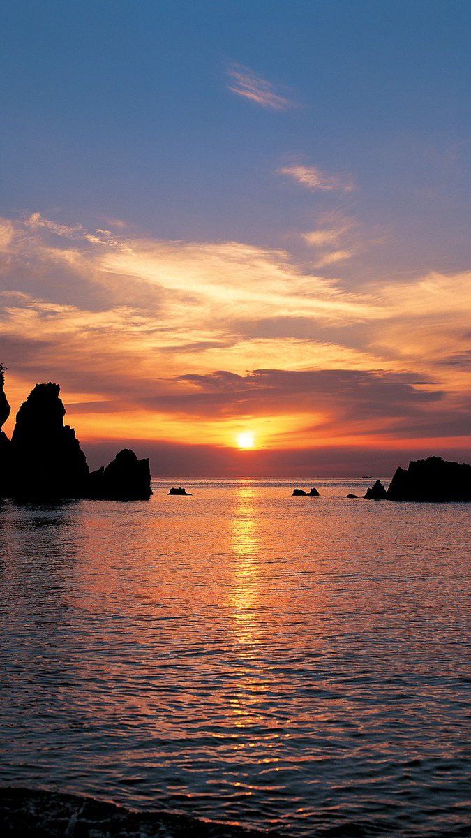 A wonderful photos 📷
           ✨🔴✨