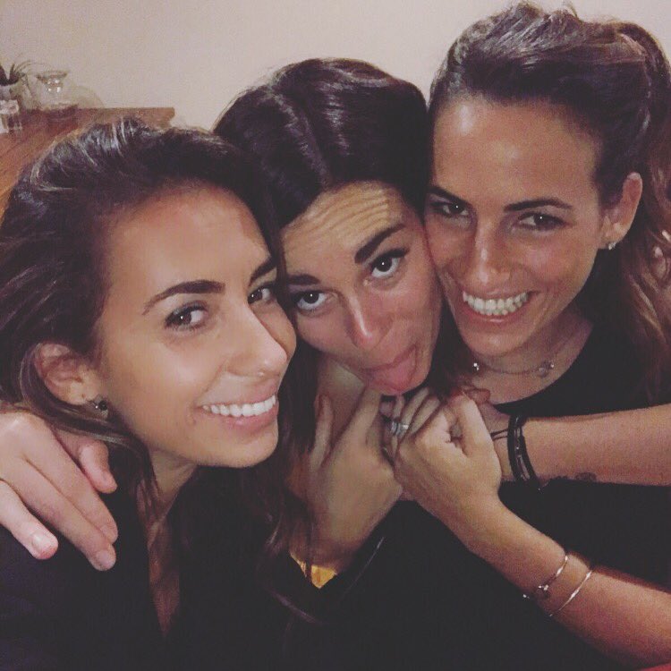 #sorridere. Eddai che un motivo c'è sempre. Di solito è accanto a te.