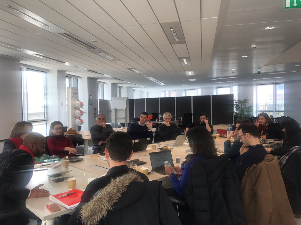OrangeFabFr tweet picture