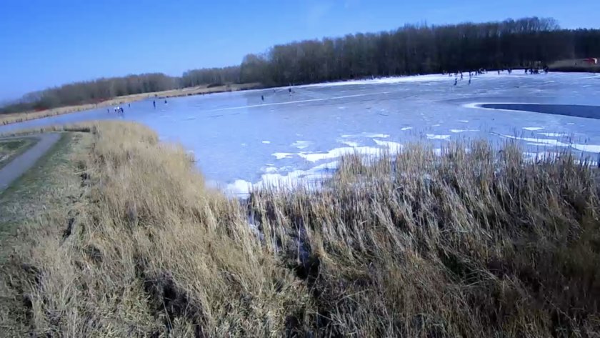 LeeuwarderNet's tweet photo. Alternatieve locatie van Natuurijsbaan Bilgaard geopend - LEEUWARDEN – We moesten er ruim 5 jaar op wachten maar het is eindelijk zover; natuurijsbaan Bilgaard is geopend!
De locatie van... - https://t.co/RICavd0LCh https://t.co/cvVFvAkf6i