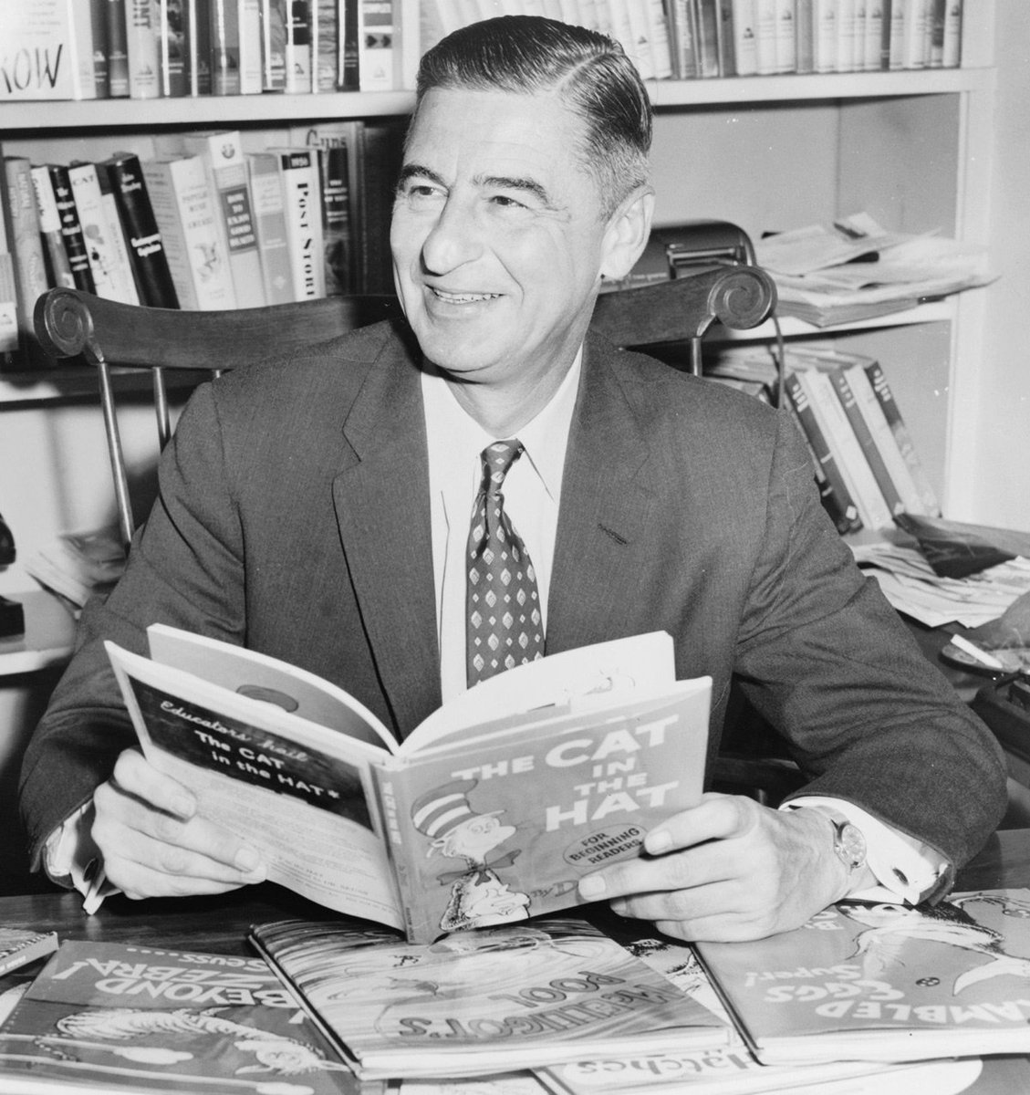 GoGreenLawnTree's tweet image. #OnThisDay in 1904, Theodor Geisel, better known to the world as Dr. Seuss, the author and illustrator of such beloved children’s books as “The Cat in the Hat” and “Green Eggs and Ham,” is born in Springfield, Massachusetts.