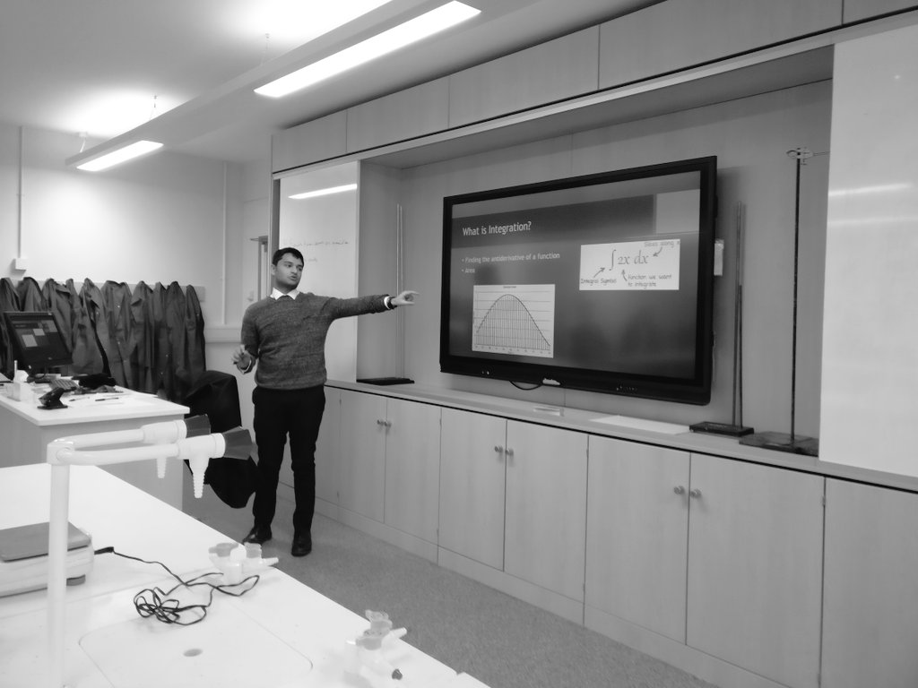 Ash starting today's #TsiFriday talking about Integration. <a href="/RGSMaths/">RGSMaths</a> have snuck into TSI!!!
Also, "Planck is kind of a big deal"