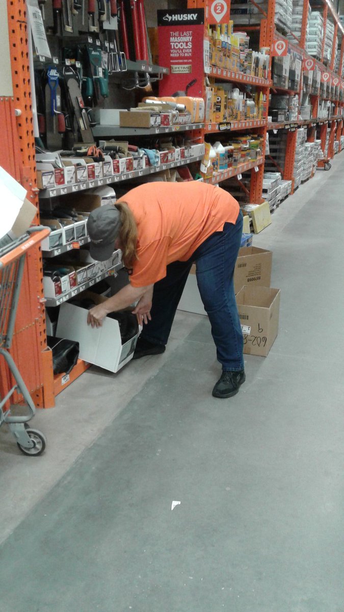 Stocking the shelfs at 5817 for the weekend