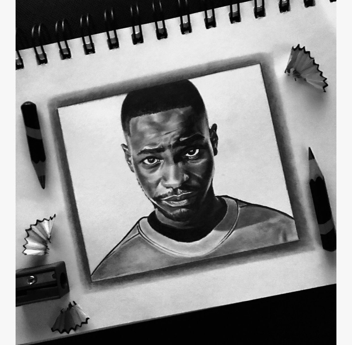 tattss95's tweet photo. So here it is! My finished drawing @Santandave1 ✏️ https://t.co/btWzDi59qZ