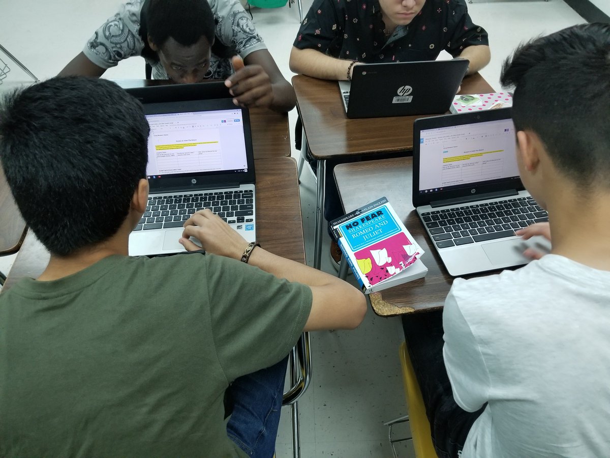 ZambranoClarkHS's tweet photo. Future thespians and playwrights at work creating Act 6, Scene 1 of #RomeoandJuliet. Rockin' the #collaboration using #GoogleDocs. #mystudentsarethebest #linguisticdiversity #ClarkESL #Shakespeare #ClarkTexas #NISDInspired ππ https://t.co/H93eMZYO5H