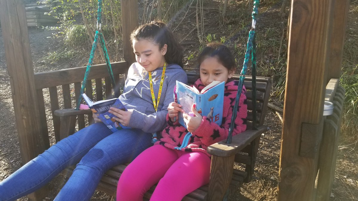 CommunityLdgngs's tweet photo. It's #ReadAcrossAmericaDay and our kids in the #youtheducationprogram are lovin' it! Check out more about this celebration of literacy and learning here!
https://t.co/K4Nxam7ibz https://t.co/51BhJeBLjd