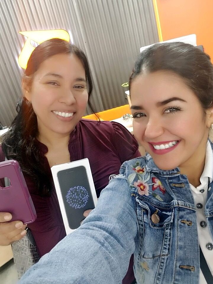 TopCell305_FL's tweet photo. March 1st was an amazing day for these people who made the switch 2 @boostmobile #GoodbyeMetro now they got the real deal 😉 #Savings #Deals #TopCell305 #Miami #BoostNation @carloscaceresFL @Edboost01 @kscullspg @Nelson305Boost @Univision23 @cityofhialeah https://t.co/NL5i2S1x9G