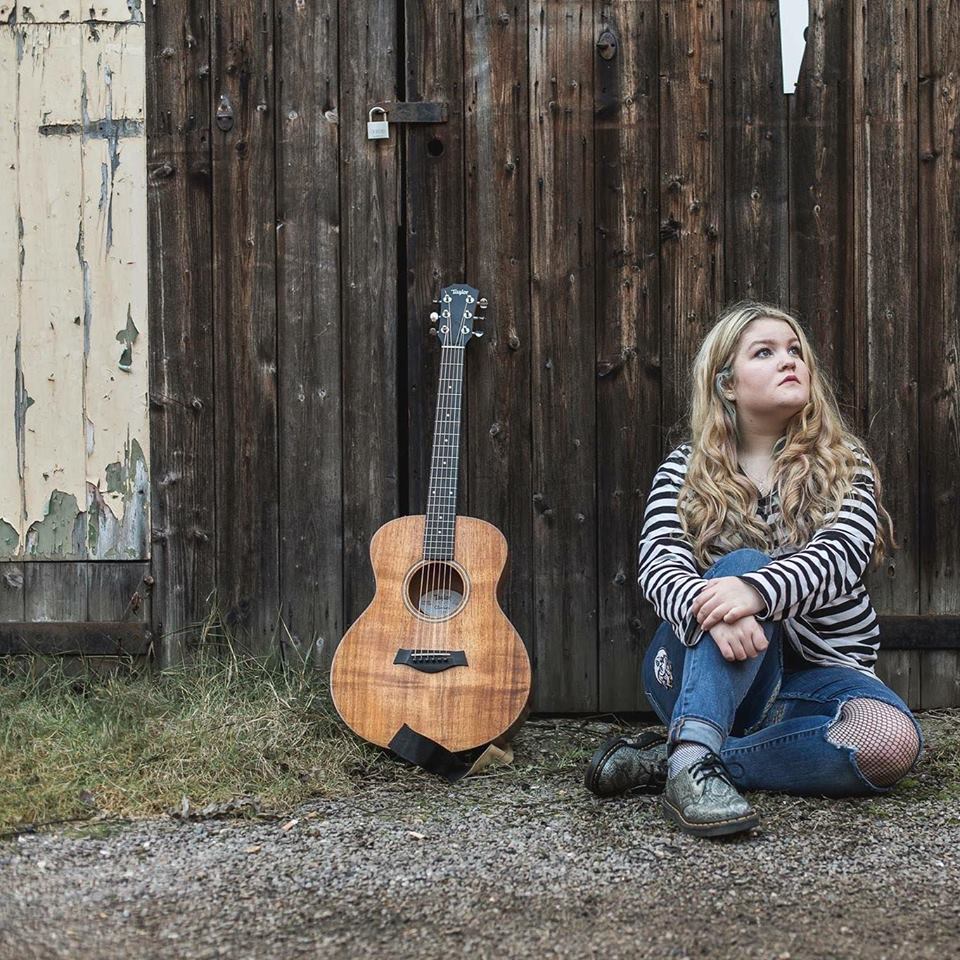 PerformersPints's tweet photo. 1st up on Sat 03/03/18 @RisingSunPotton at 9pm is @daisykeebmusic She is an acoustic guitar singer songwriter from Letchworth currently in her 2nd year @hcmcollege in Ware studying for an RSL Extended Diploma as a Music Practitioner (performance pathway) as a Singer and Guitarist https://t.co/UeDFA6ZeVC