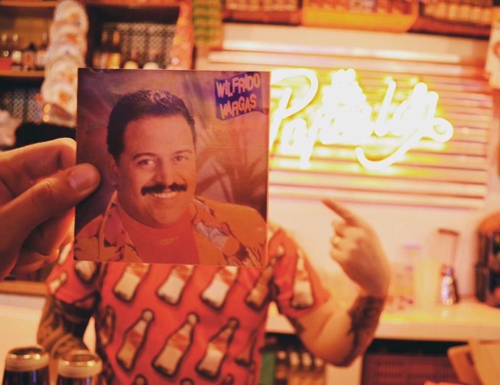 lapopulartienda's tweet photo. Mañana sábado tenemos noche de #Merengada Vol.4 en #LaPopular | Sorpresas, hombre orquesta, merengues sabrosos | 🗣PROMO: Compra una pipona y te regalamos una panchita. *Hasta agotar existencias. #aychuchi https://t.co/6qb7eNzanR