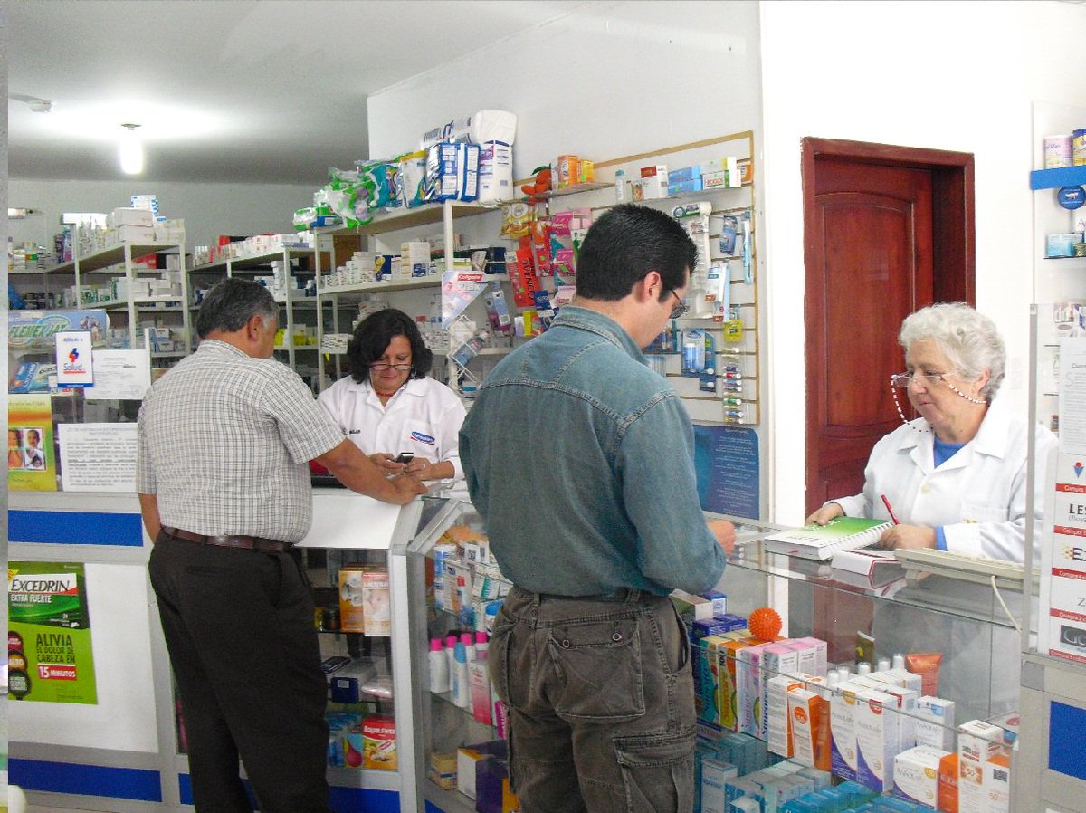 AgenciaDib's tweet photo. #Farmacias #Farmacéuticos #IOMA

Farmacéuticos bonaerenses a un paso de cortar el servicio de IOMA; en La Plata no atenderán lunes y martes

Leer ➡️ https://t.co/cE1Ar1ab3W https://t.co/7mSpMr4Giv
