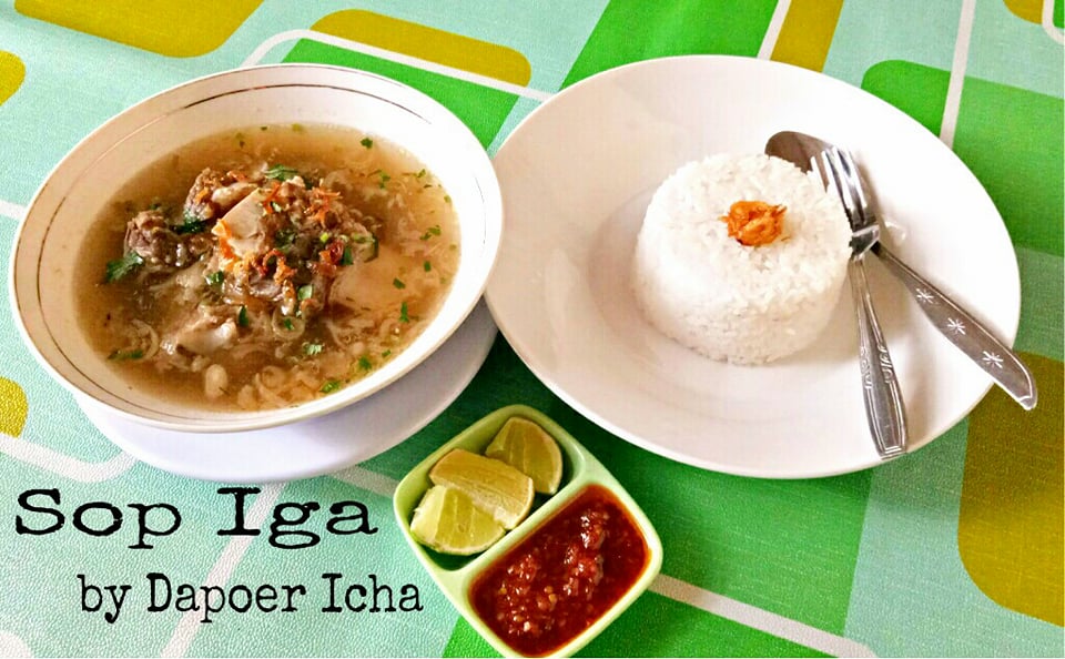 PondokDiana's tweet photo. Dapoer Icha - Rp 20
Kota Samarinda
Soto Makassar 25K
Sop Tulang Iga Sapi 30K
Ketan Duren 15K
Salad Buah 20K

Bisa di order via Go-Food atau makan di tempat Pondok Makan Diana
Jln Pirus Awang Long parkir samping hotel hayani 
Free Wifi
buka dari jam 10.00-22.00 https://t.co/BwSzXxyq77