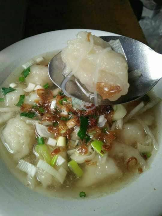 PondokDiana's tweet photo. Depot RAM &amp; Warung Geprek 
Tekwan 15K
Rujak Mie Tahu Palembang 20K 
Ayam Geprek Sambal Merah 15K
Ayam Geprek Sambal Pete 16K 

Bsa di order via Go-Food atau mkn di tmpt @PondokDiana 
Jln Pirus Awang Long parkir samping hotel hayani 
Free Wifi
buka dari jam 10.00-22.00 https://t.co/7dlxOQU28D