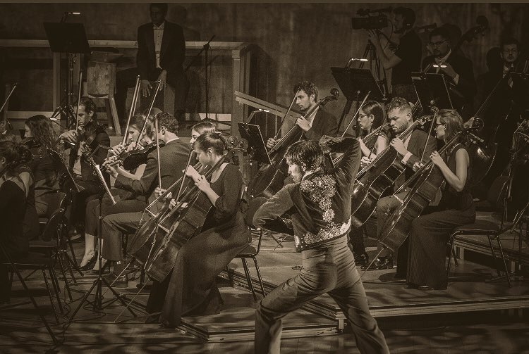 davidromerofla's tweet image. Hoy nos vamos para #alcoy #amorbrujo #direccion @josep.vicent  @ginesaortega ilustraciones de @sagarfornies . Os esperamos!! #Teatro #Danza