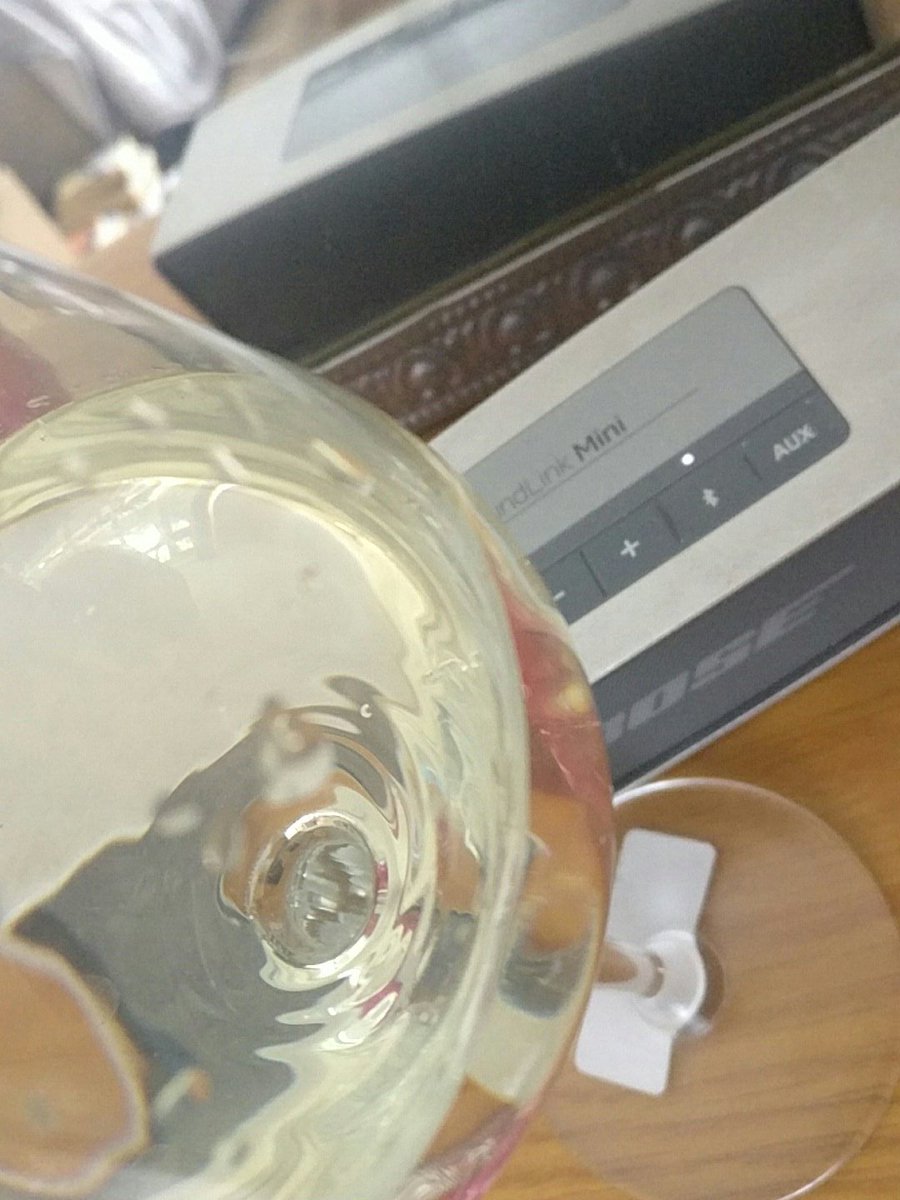 patriciamlogue's tweet image. What else to do at 2pm on an off work snow day but drink wine, sort out my books and listen to  @royalcourt #PlaywrightsPodcast with @StephensSimon. Cheers....