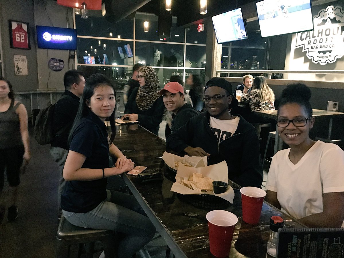 TXEpsilon's tweet photo. Good food and good times! https://t.co/wIqL3vs4Vj