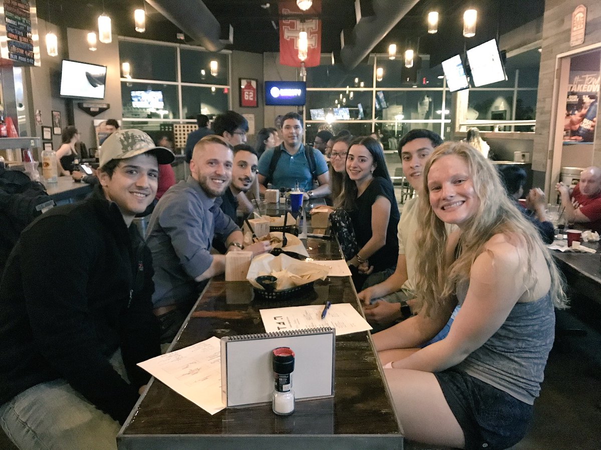 TXEpsilon's tweet photo. Good food and good times! https://t.co/wIqL3vs4Vj