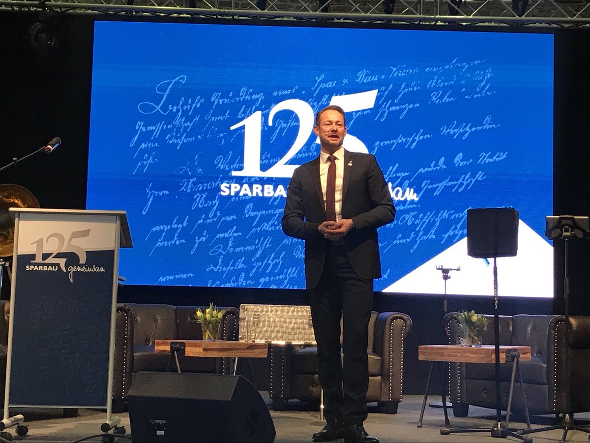 gdw_esser's tweet photo. 125 Jahre Sparen-Bauen-Wohnen. Glückauf an den Spar- und Bauverein Dortmund #spareinrichtung #sparenbauenwohnen @GdWWohnen @VdWRW https://t.co/FDO4mPehtf
