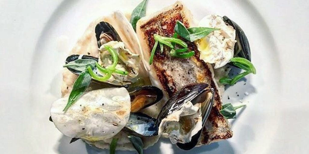 YES #fishfriday so collections from <a href="/SoleShare/">SoleShare</a> today! Fish lovers who don't fancy cooking, why not join us for dinner &amp; let us do the work! We always have fish on the menu such as this Pollock with Mussels, Celeriac, Parsley Root &amp; Sea Herbs😋 Book a table buff.ly/2CUcaC6