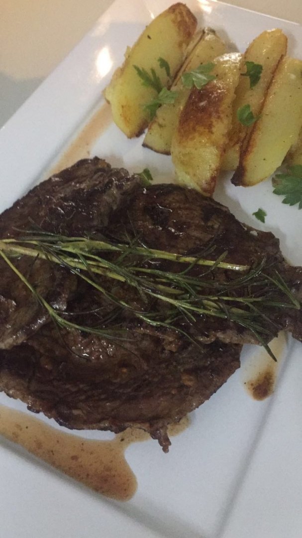 Proteína + carboidrato 😋 aqui, no #BrouneBrasil, você escolhe a sua preferência! Corre pra cá! #comfortfood