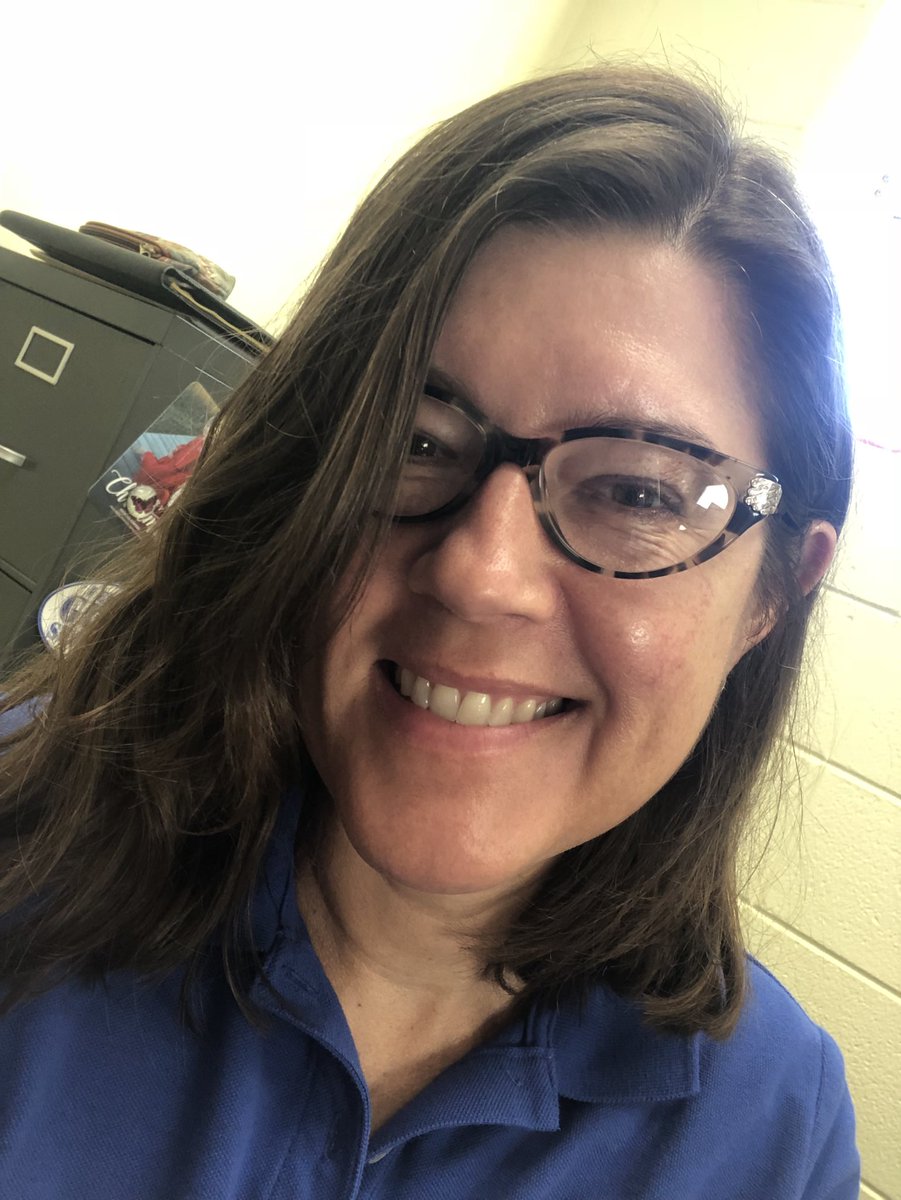 TheCourtesyGirl's tweet image. Must be Friday, because I’m #BlueforMSTeachers and still #FedUpWith50th !