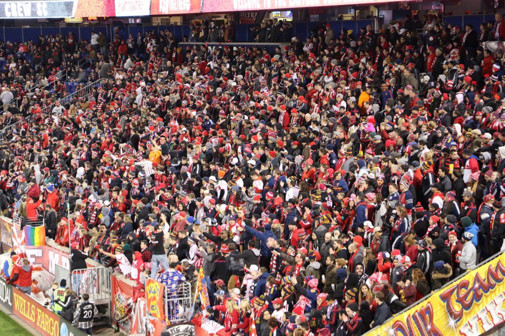 VicSooch's tweet photo. Last night has #RBNY fans asking where is @FeliMartins8 so can u find all #8?
#DondeEstaFelipe
#FelipeFridayFunFact https://t.co/TbkpK0hx9x