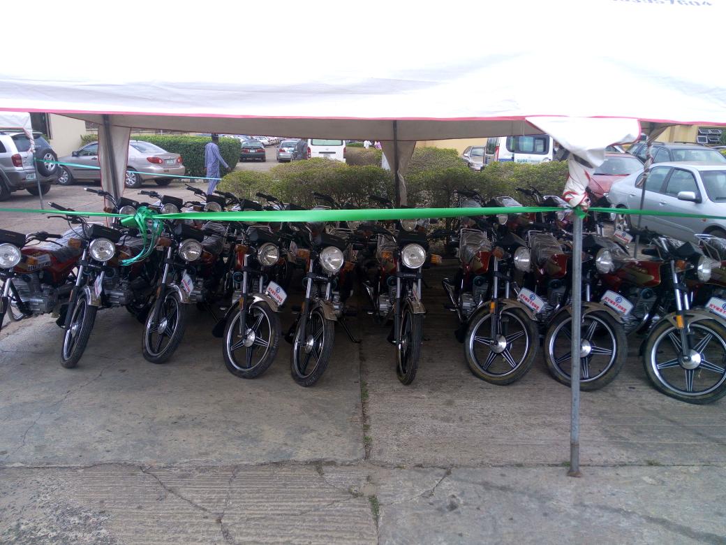ogun_thegateway's tweet photo. #whonigeria
 Twenty one motorcycles for disease surveillance delivered to the state Government (led by HCH) by #who ogun state team (led by SC). #diseasesurveillance #who #dsno  #polioeradication https://t.co/FVQ1hWIKkk