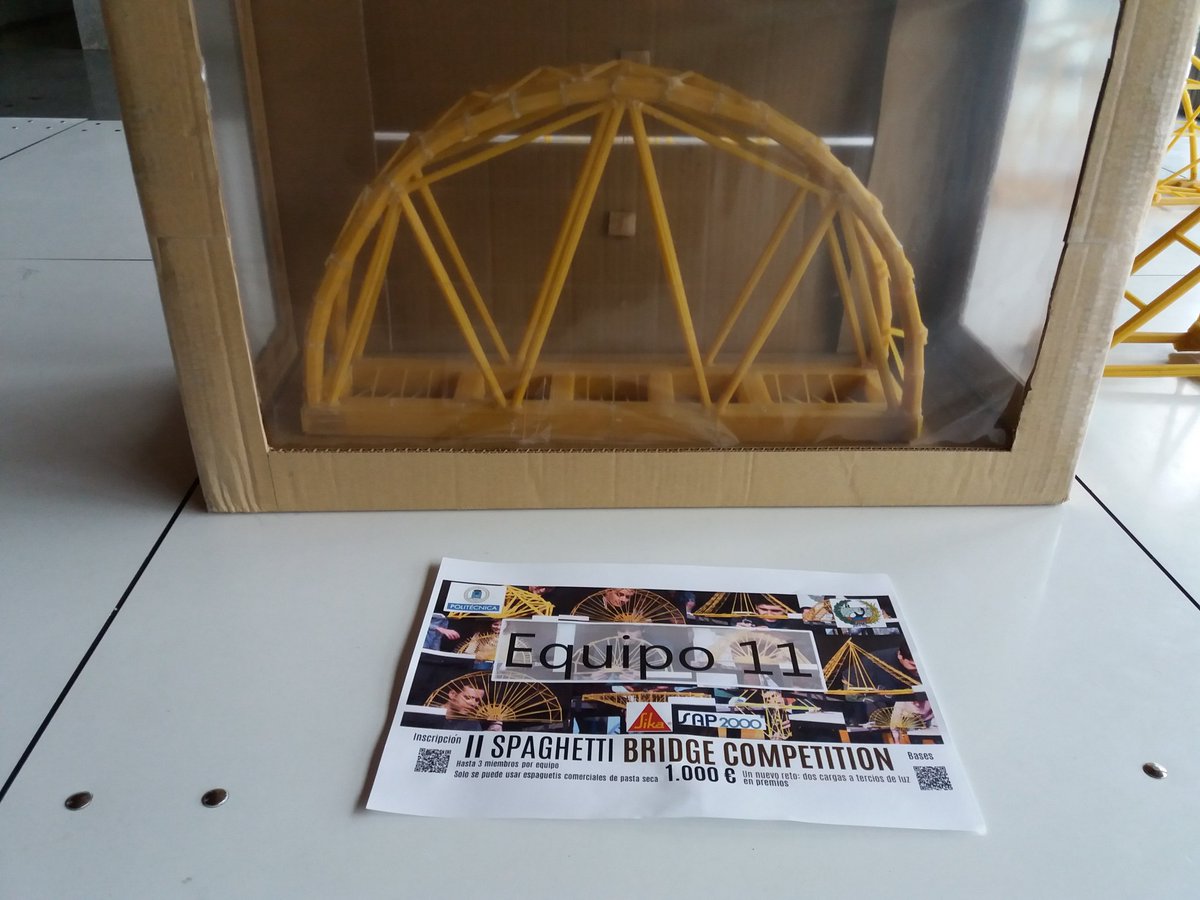 caminosupm's tweet photo. Este es el puente que se ha alzado con la #SpaghettiBridgeCompetition 
este año
Enhorabuena
#EnCaminos https://t.co/3XkffPTfso