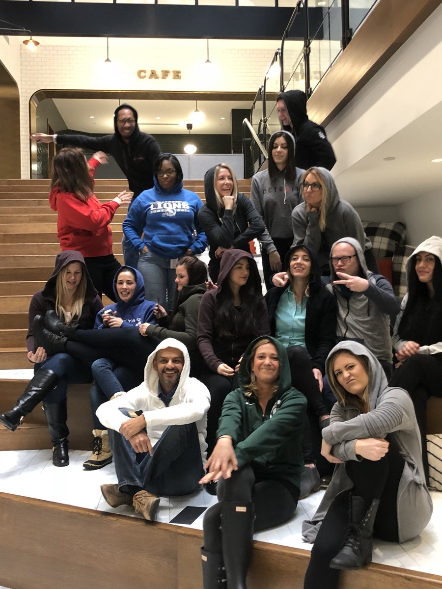 .@BedrockDetroit Human Resources team getting hoodie crazy for #TeamMemberAppreciationDay @pandittushar @BedrockTrish #dotherightthing #OnFridayWeWearHoodies #employeeappreciationday #thankyou