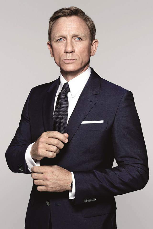 Happy 50th birthday babyy The amazing DANIEL CRAIG 