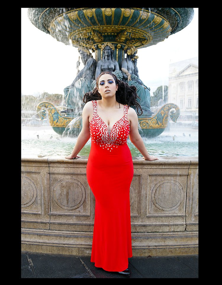VOLUP2's tweet photo. 12 PAGE EDITORIAL UP! Check it out here-
https://t.co/TZbWYredUh
Photographer: Velvet d'Amour Dresses EVA AND LOLA MUA: Nassima Ould-Said Mua Hairstylist: Rachel Williamson Model: Plus Size Model Esther Andersen
#volup2 #volup2isdiversity #velvetdamour #velvetography #plussize https://t.co/BGJzyQY6Yp